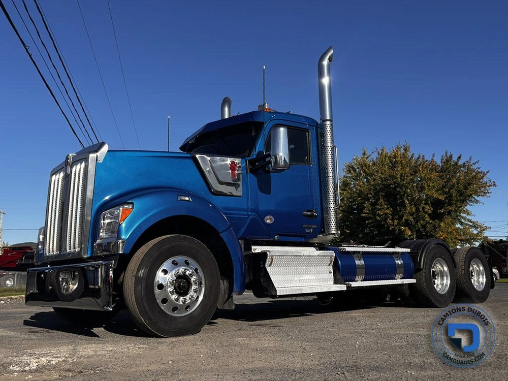 2024 Kenworth W990 alt