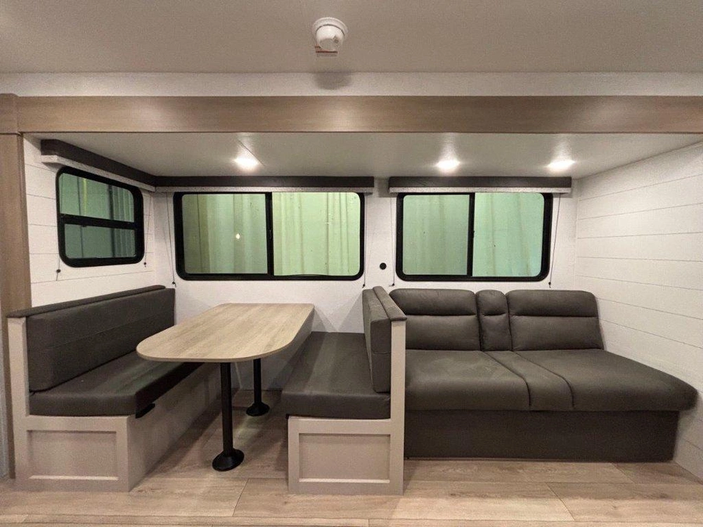 Jayco Jay Flight 261bhs 2027 alt