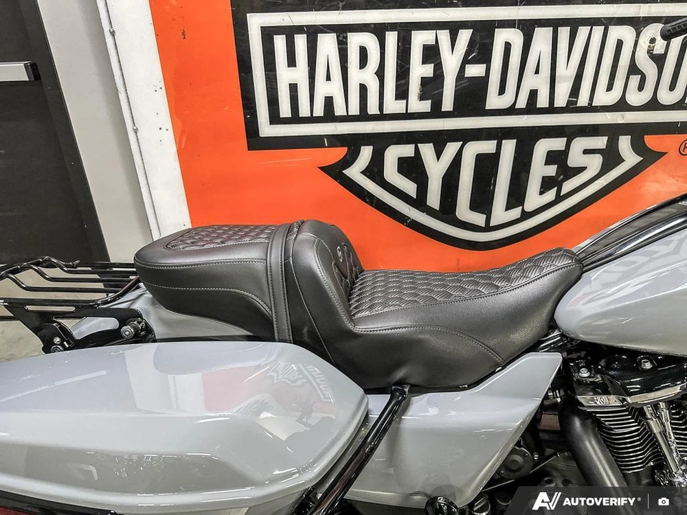 2026 Harley-davidson Street Glide alt