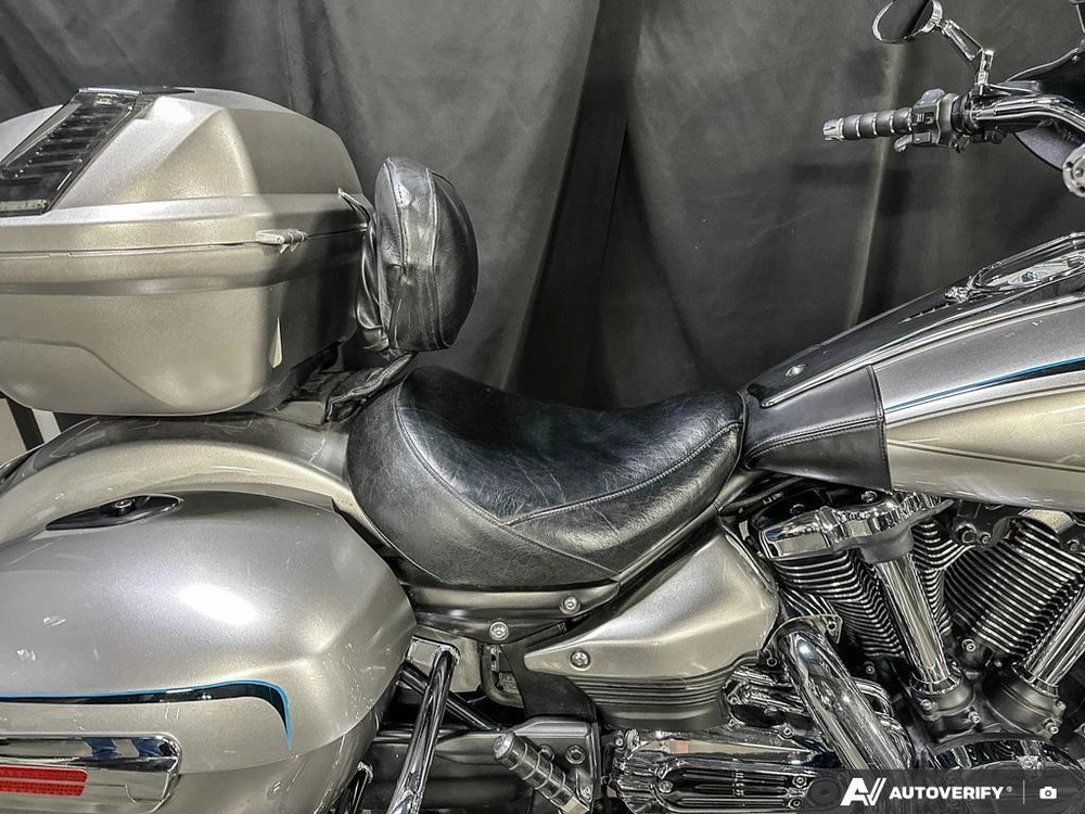 2012 Yamaha Stratoliner Deluxe