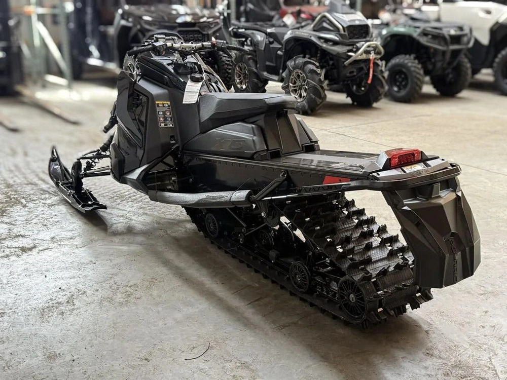 2027 Polaris 650 Switchback Xc 146 1.6 Cobra