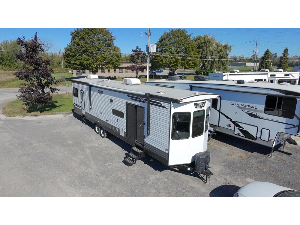 2022 Forest River Wildwood 40fden 40fden alt