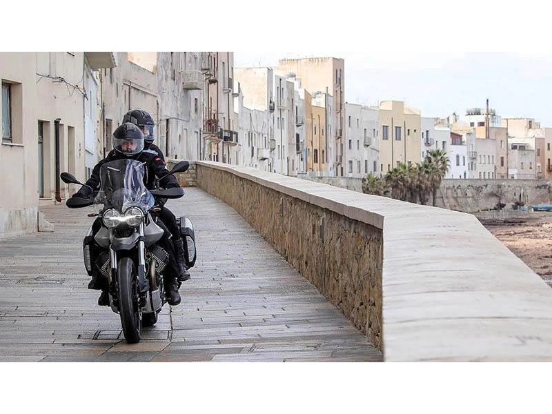2023 Moto Guzzi Guzzi V85 Tt Travel E5