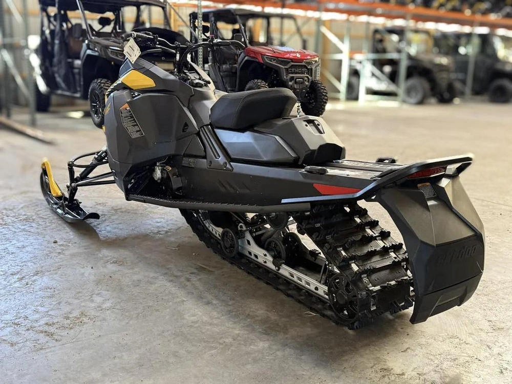 2027 Ski-doo Mxz Sport 600 Efi