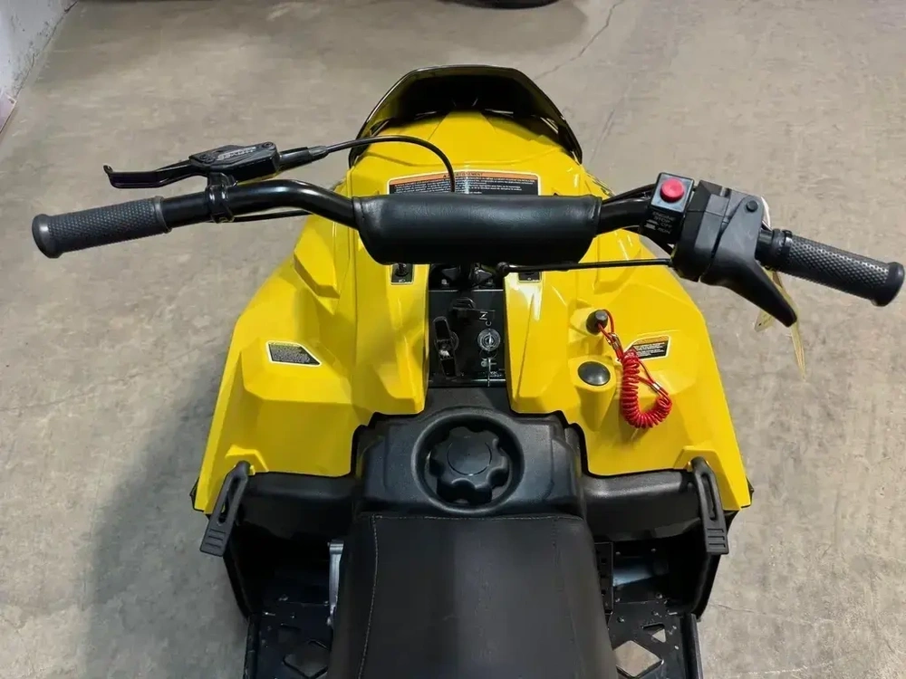 Ski-doo Mxz 200 2027 alt
