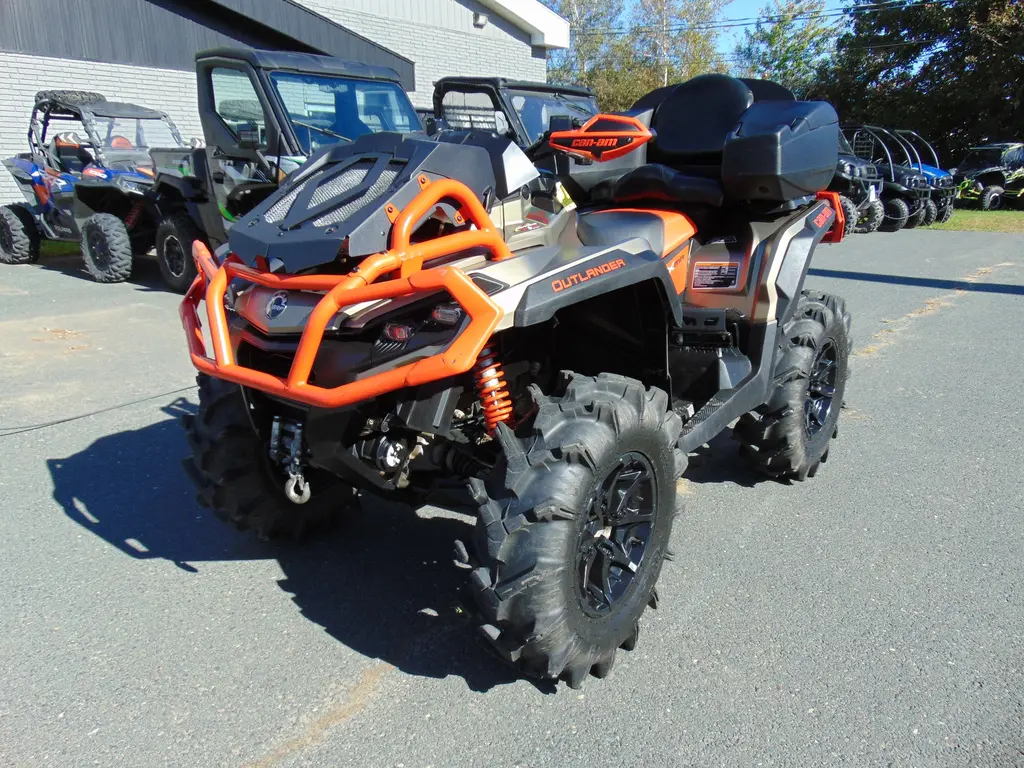 Can-Am OUTLANDER XMR 1000R 2023