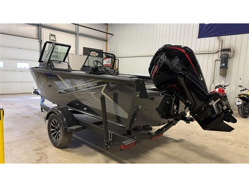 2027 Lund Boat Co 1800 Adventure Sport alt