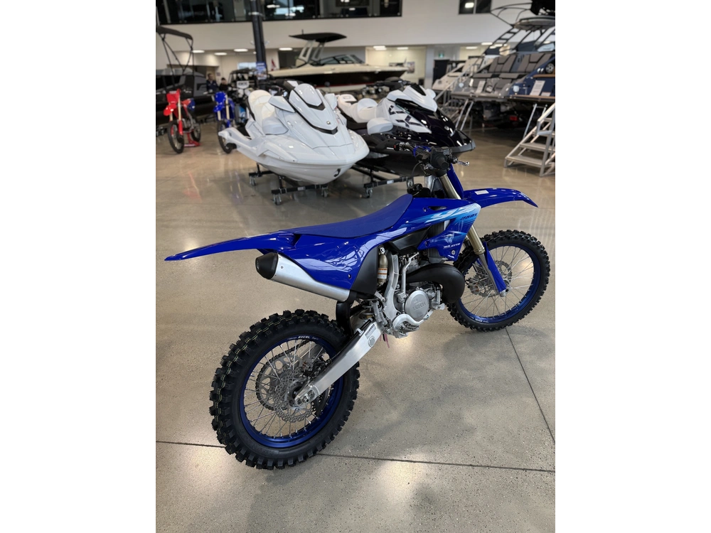 2027 Yamaha Yz250x alt