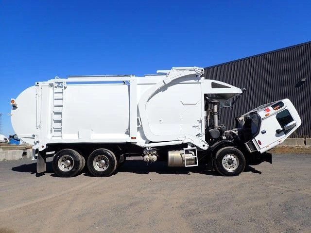 2021 Peterbilt 520