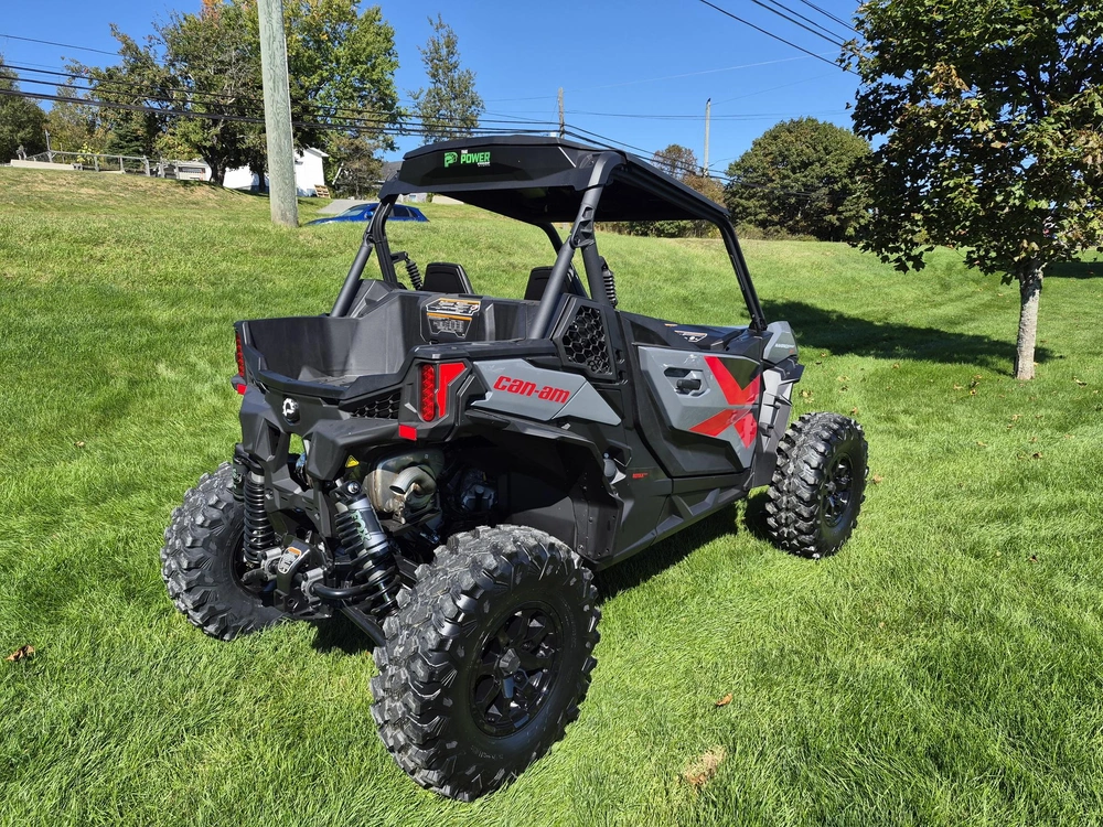 2027 Can-am Maverick Sport X 1000r