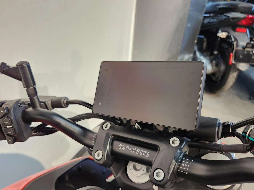 2024 Cfmoto 300 Nk *5.99%/60 Mois💳 alt