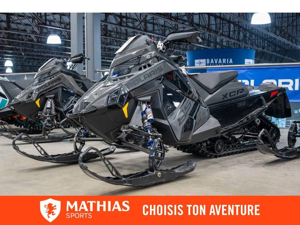 2025 Polaris 850 Indy Xcr 136 alt