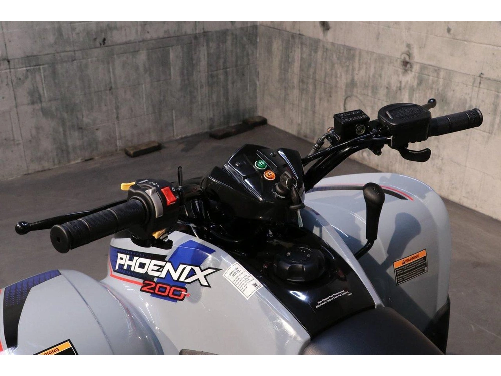 2027 Polaris Phoenix 200 alt