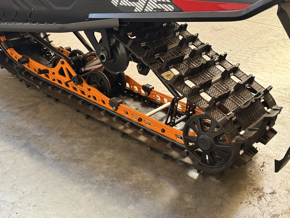 2026 Ski-doo Backcoutry 146 Adrenaline 850 E-tec 1.5s