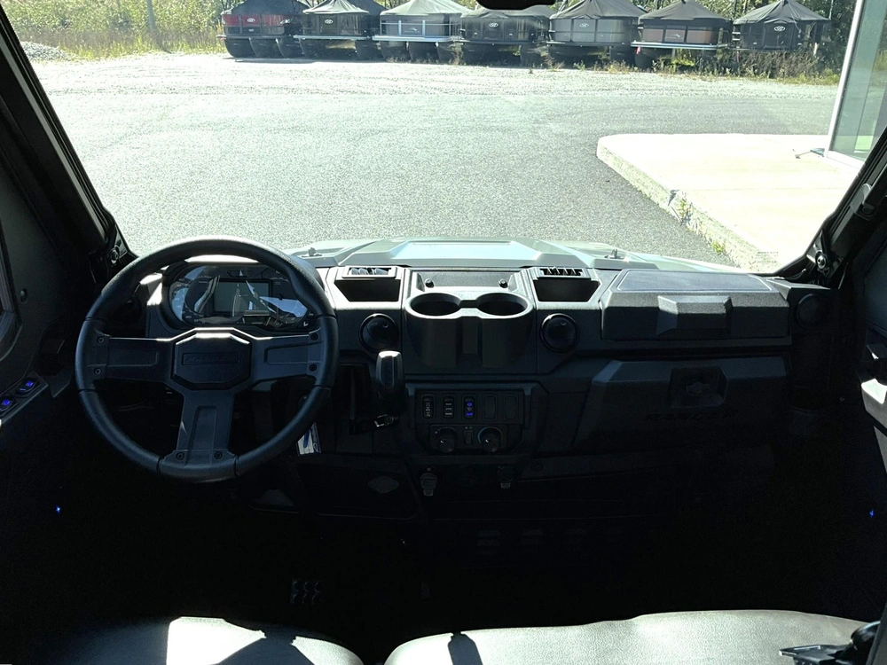 2027 Polaris Ranger Crew Xp 1000 Cab alt