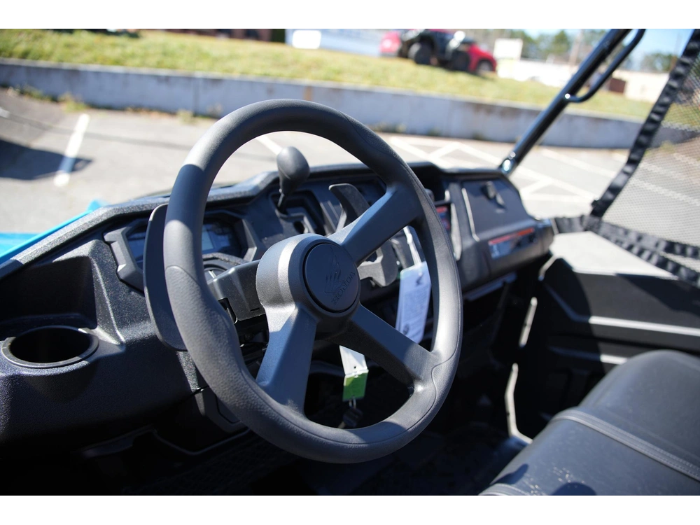 2025 Honda Pioneer 1000-5 Deluxe