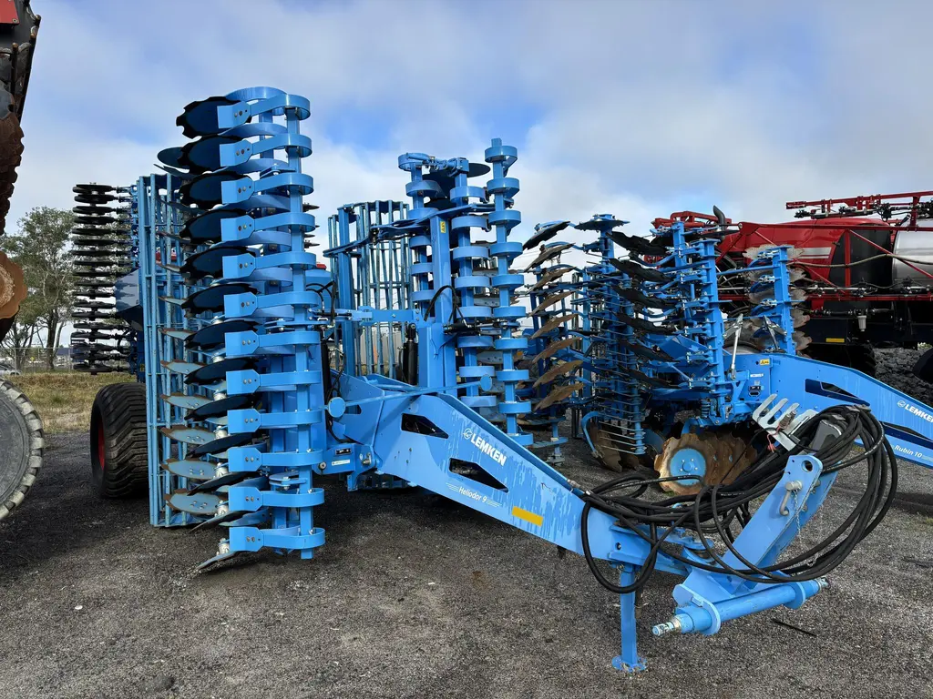 2023 Lemken Solitair 9/600