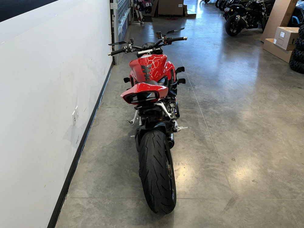 2022 Ducati Streetfighter V2