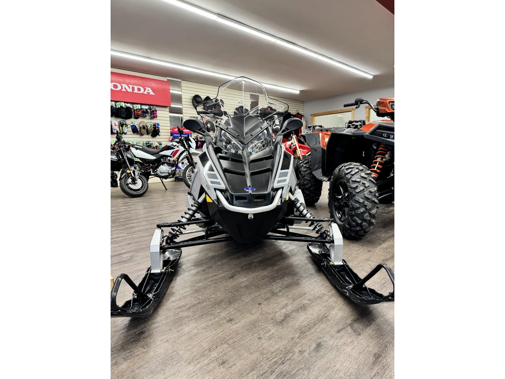 2026 Polaris 550 Voyageur Lxt Es