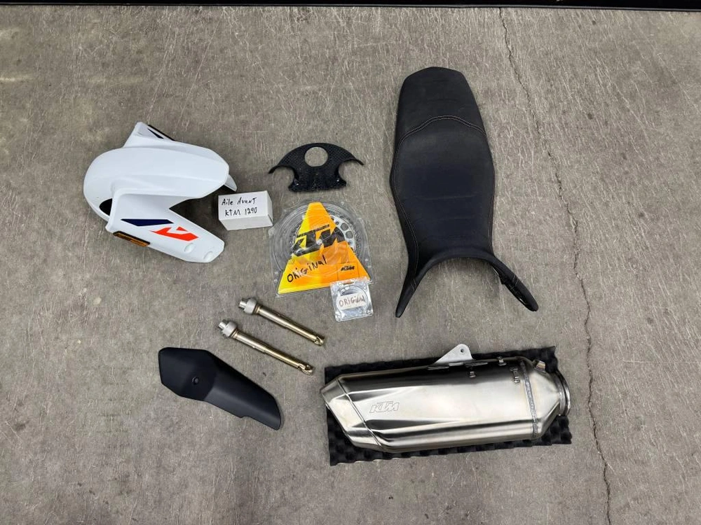 Ktm 1290 2024 alt