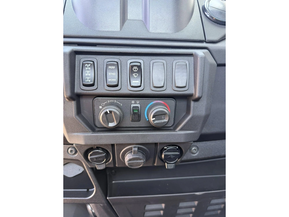 2027 Polaris Ranger Xp 1000 Cab - Avalanche Gray alt