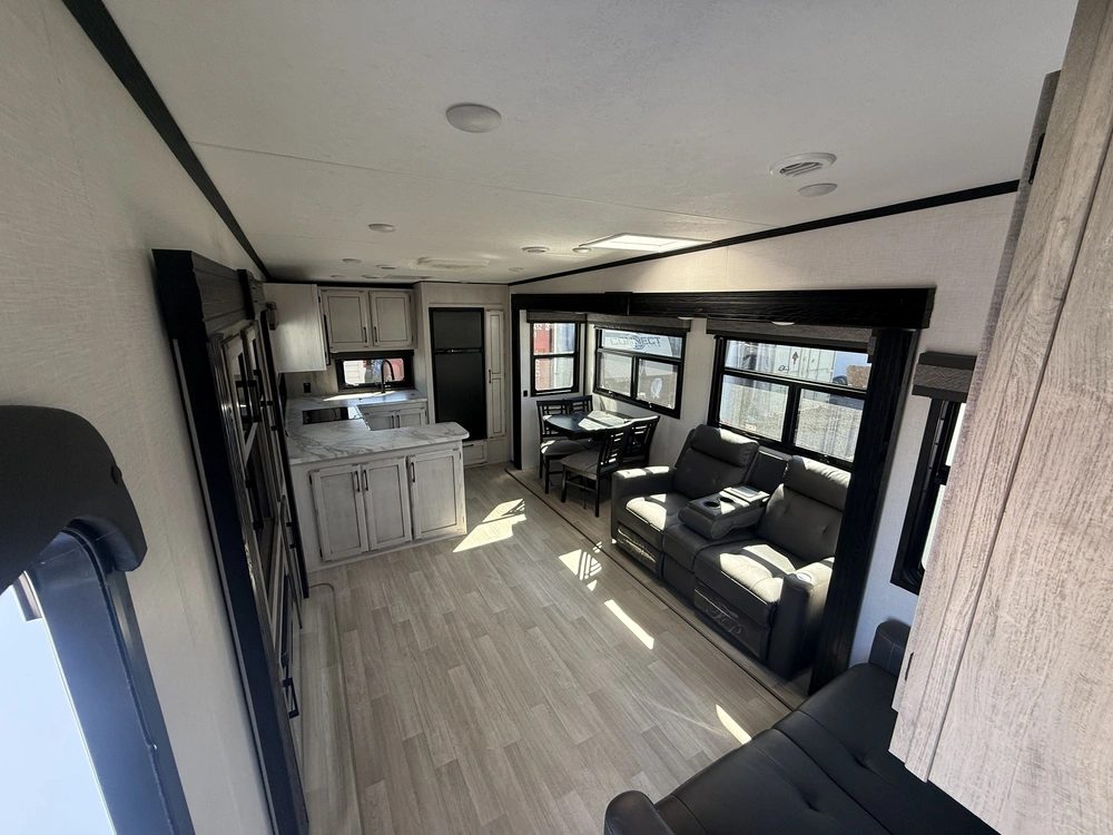 Kz-rv Durango H-t 256rkt 2023 alt