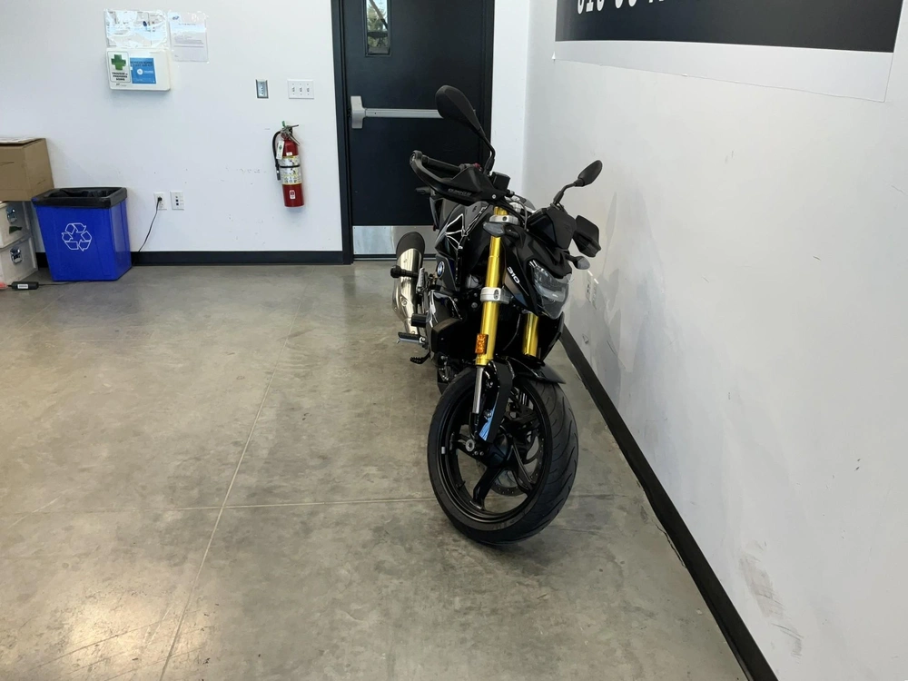 2022 Bmw G310 R