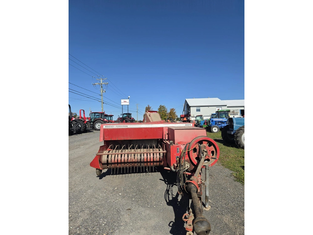 Massey Ferguson 224 None