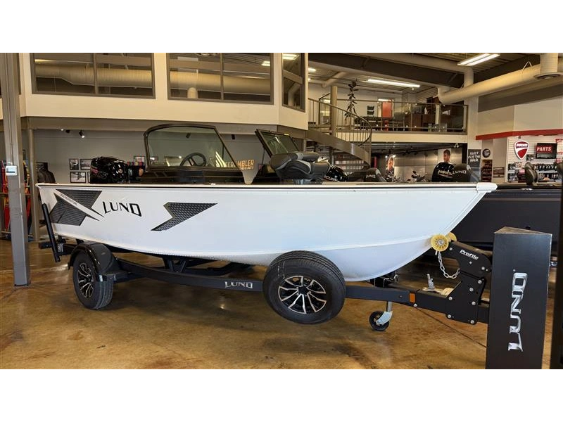 2027 Lund Boat Co 1800 Adventure Sport alt