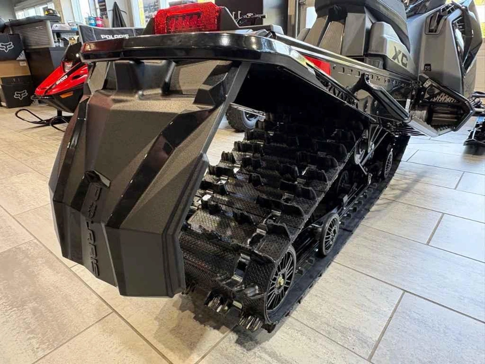 2027 Polaris 850 Switchback Xc 146 1.6 7s Caméra Gopro Max2 Gratuite