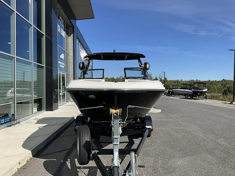 2018 Bayliner Vr5