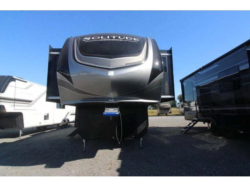 Grand Design Solitude 380fl 2027 alt
