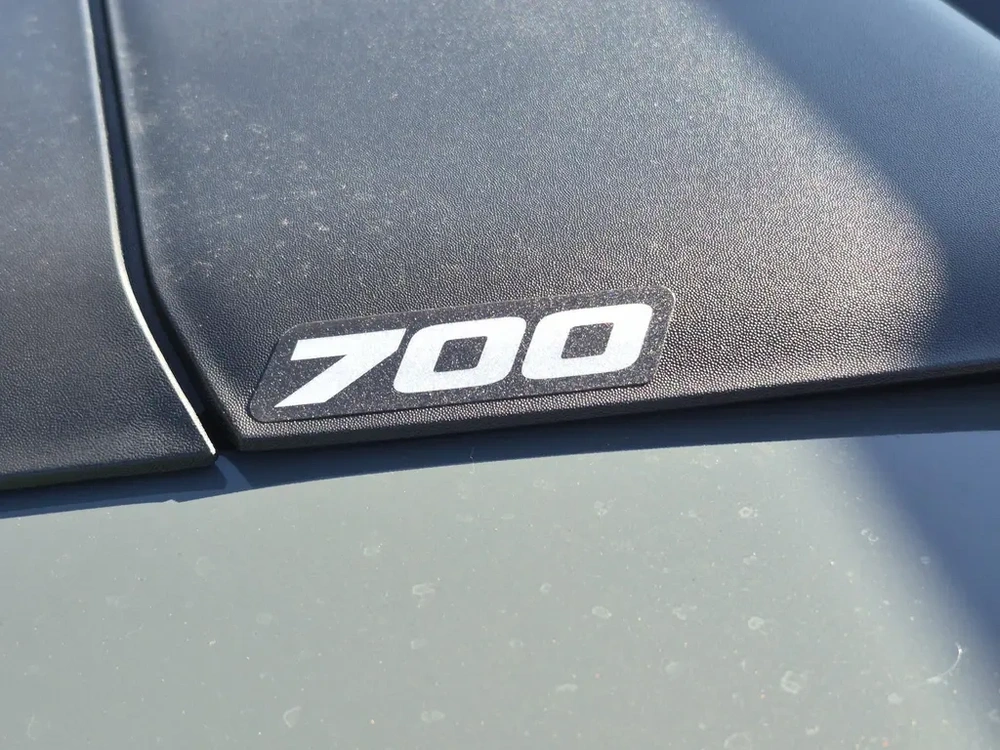 2027 Can-am Commander Xt 700