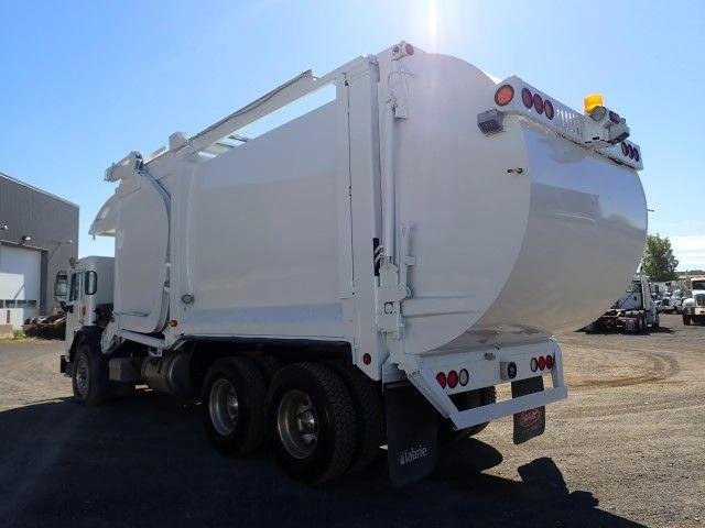 2021 Peterbilt 520