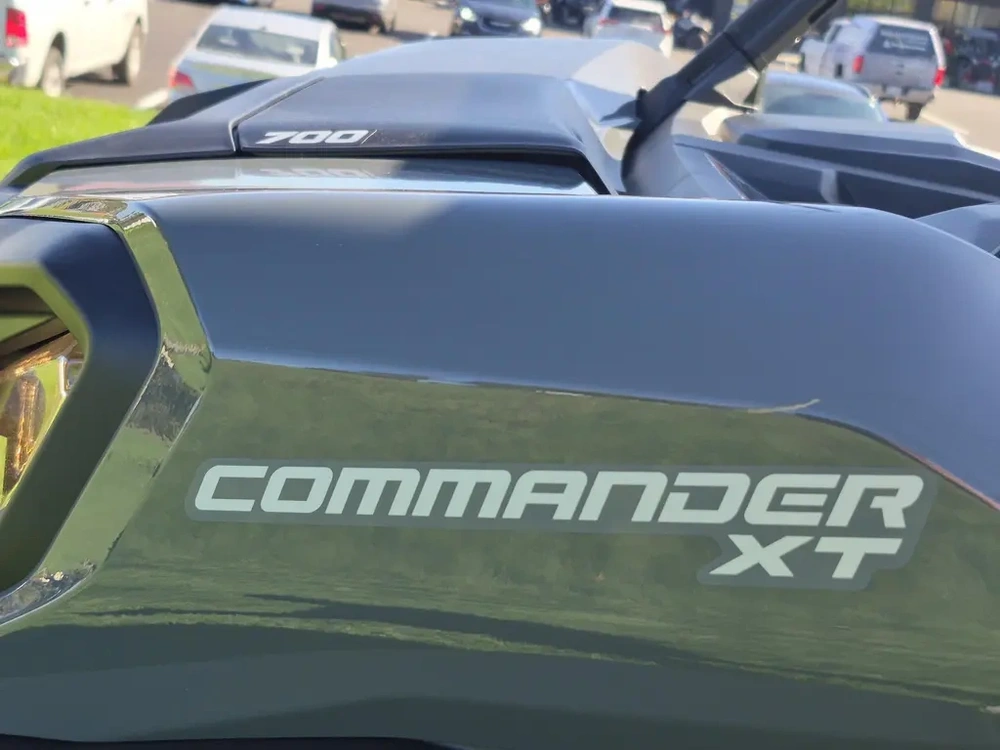 2027 Can-am Commander Xt 700