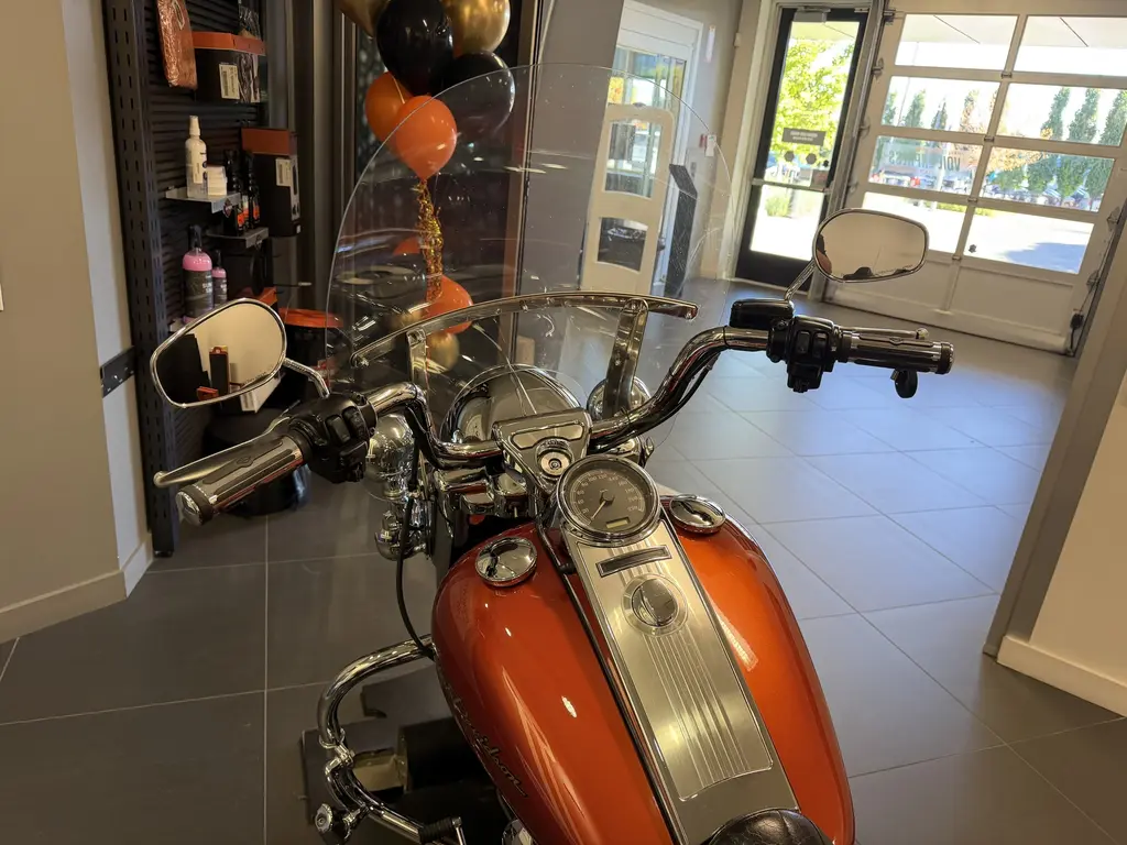 2011 Harley-Davidson FLHR Road KingFLHR