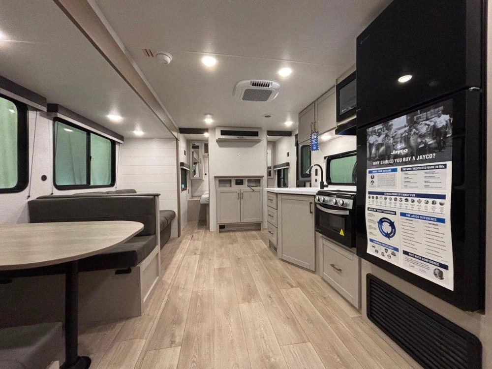 Jayco Jay Flight 261bhs 2027 alt