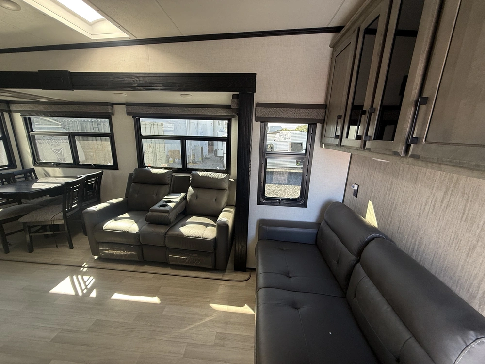 Kz-rv Durango H-t 256rkt 2023 alt