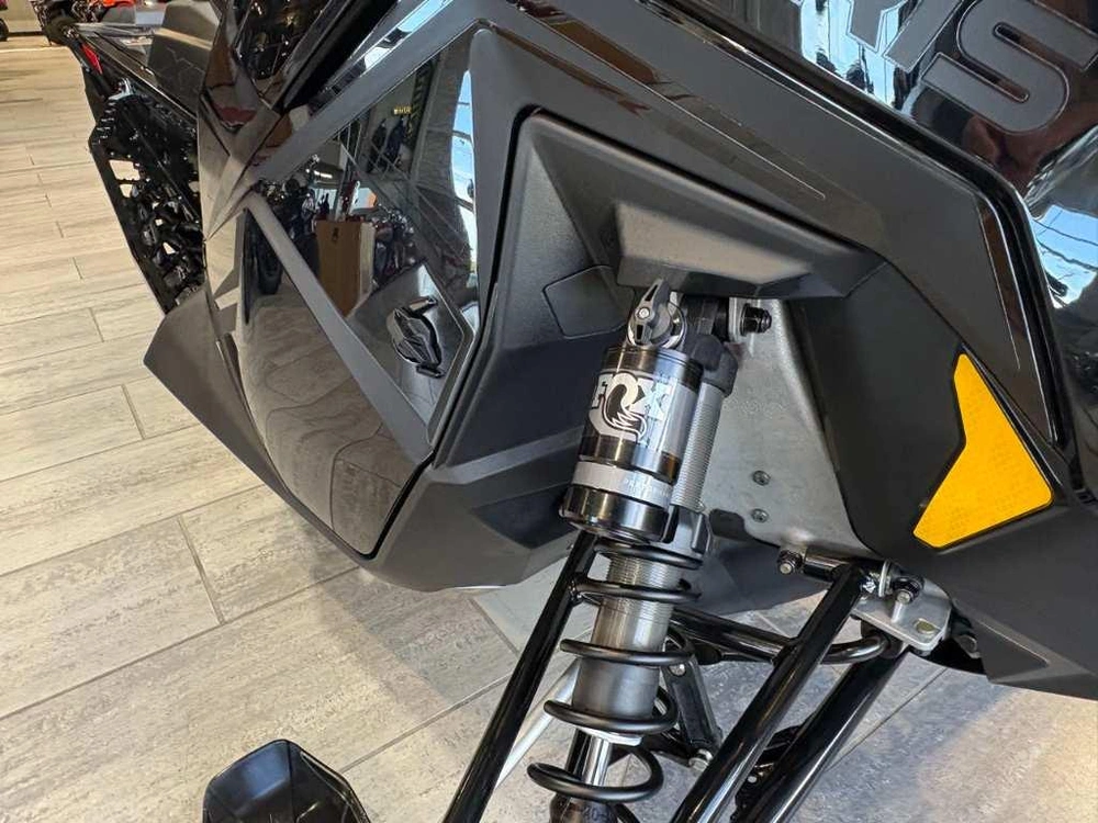 2027 Polaris 850 Switchback Xc 146 1.6 7s Caméra Gopro Max2 Gratuite