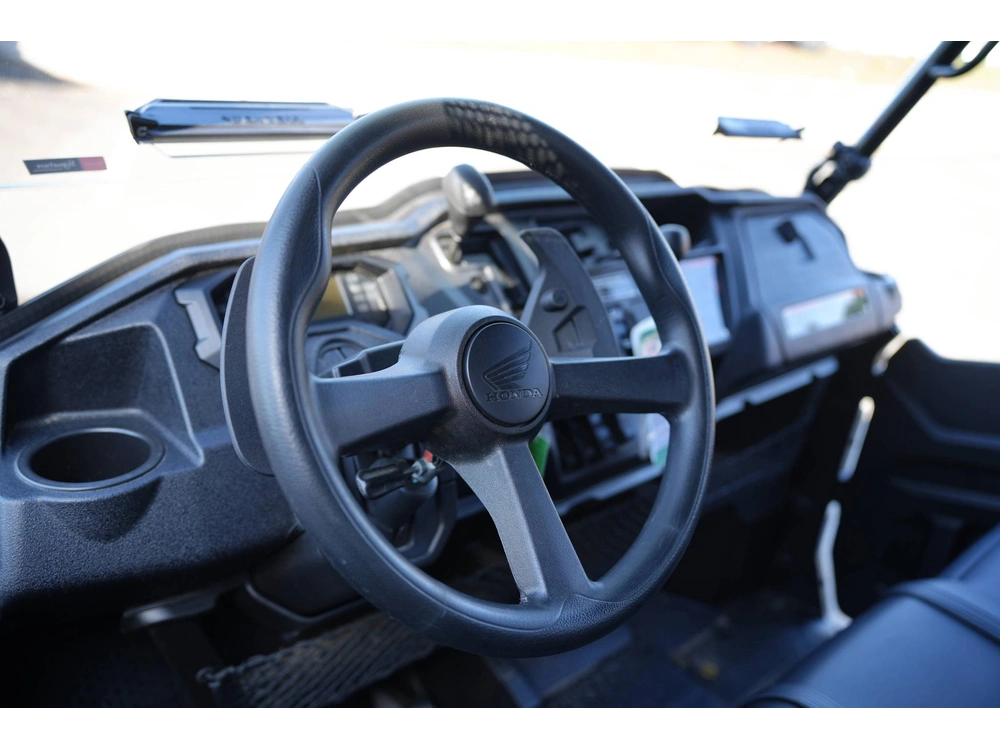 2025 Honda Pioneer 1000-6 Dlx Cre
