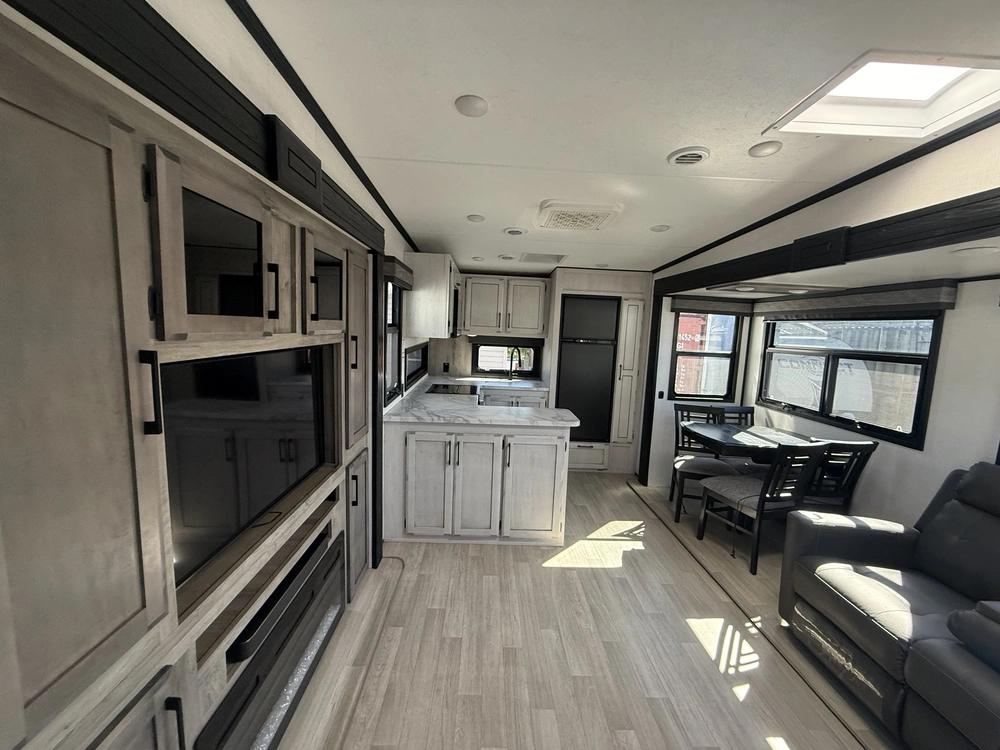 Kz-rv Durango H-t 256rkt 2023 alt