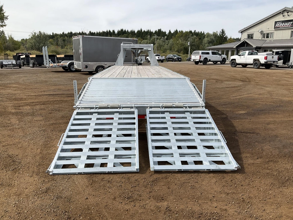 2027 Canada Trailers 8.5x28 10.5 Ton Galvanized Gooseneck Equipment Trailer alt