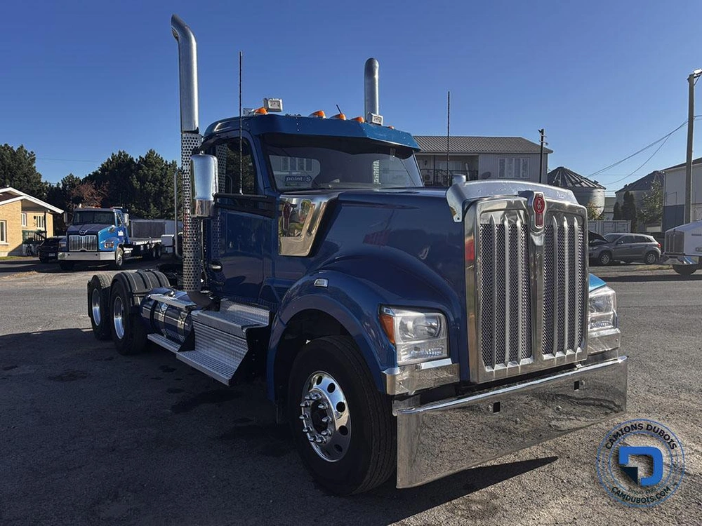 2024 Kenworth W990 alt