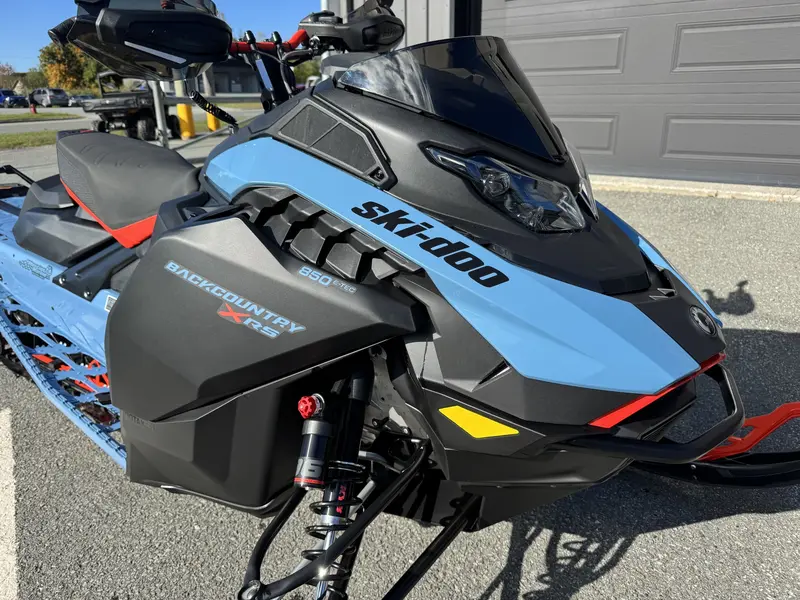 2026 Ski-Doo Backcountry XRS 850 E-TEC 146'' TOUCHSCREEN 10,25’’