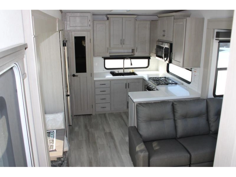 Grand Design Influence 3203gk 2025 alt