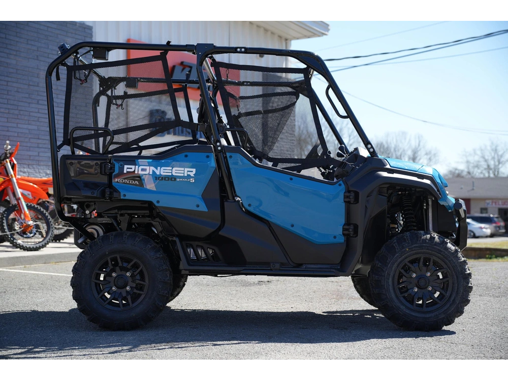 2025 Honda Pioneer 1000-5 Deluxe