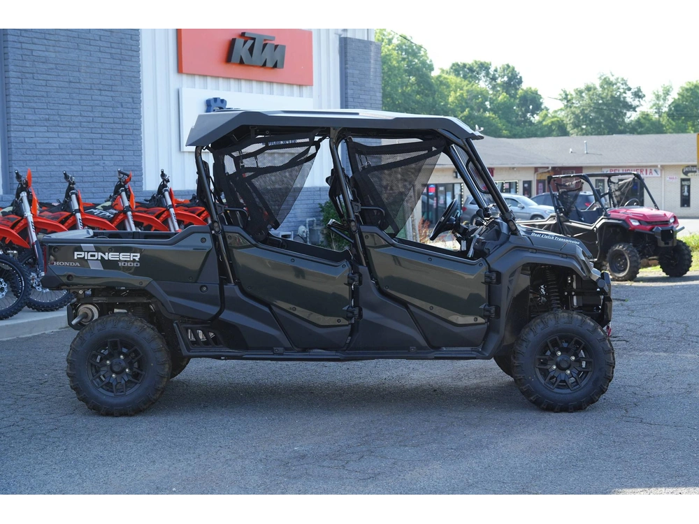 2025 Honda Pioneer 1000-6 Dlx Cre