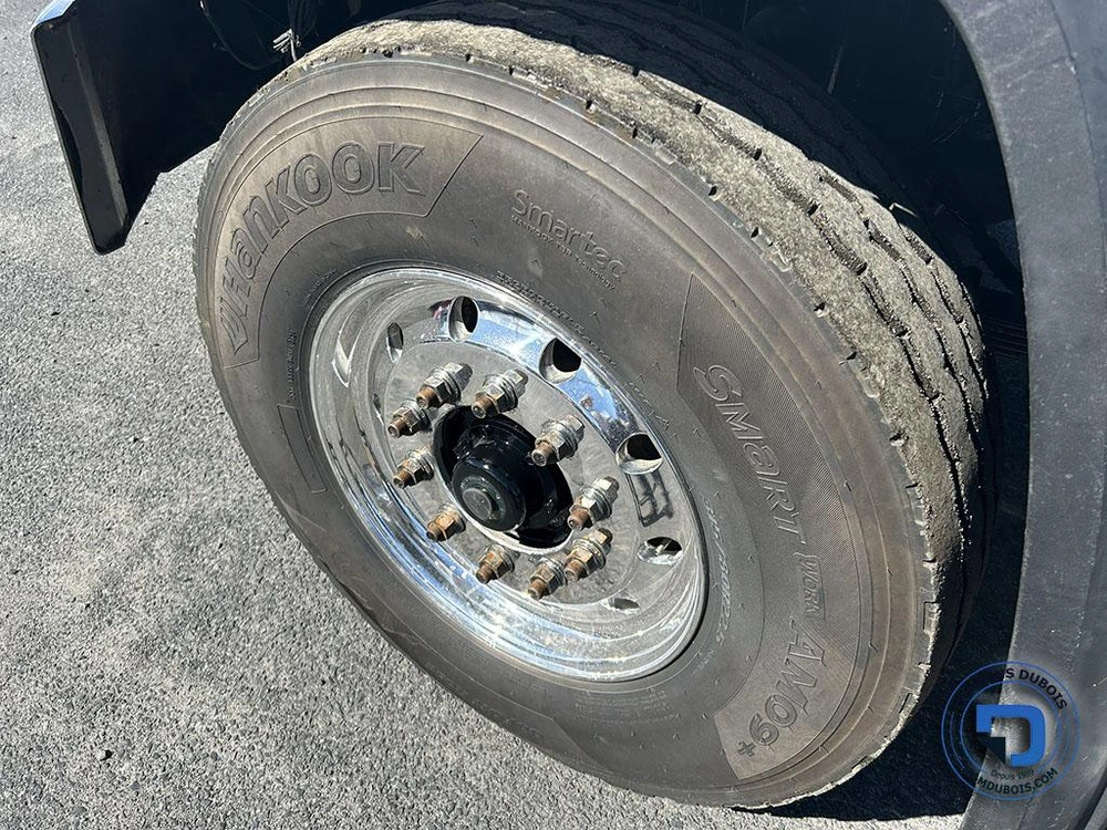 2017 Freightliner 114sd alt