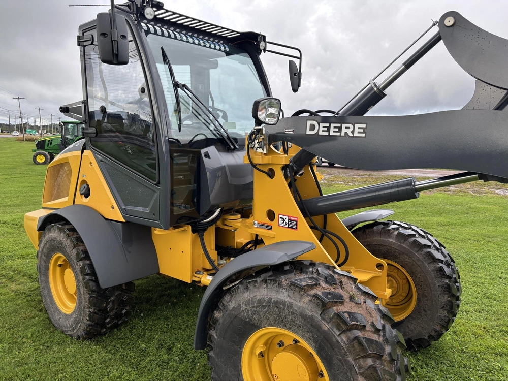 John Deere 304 G 2023