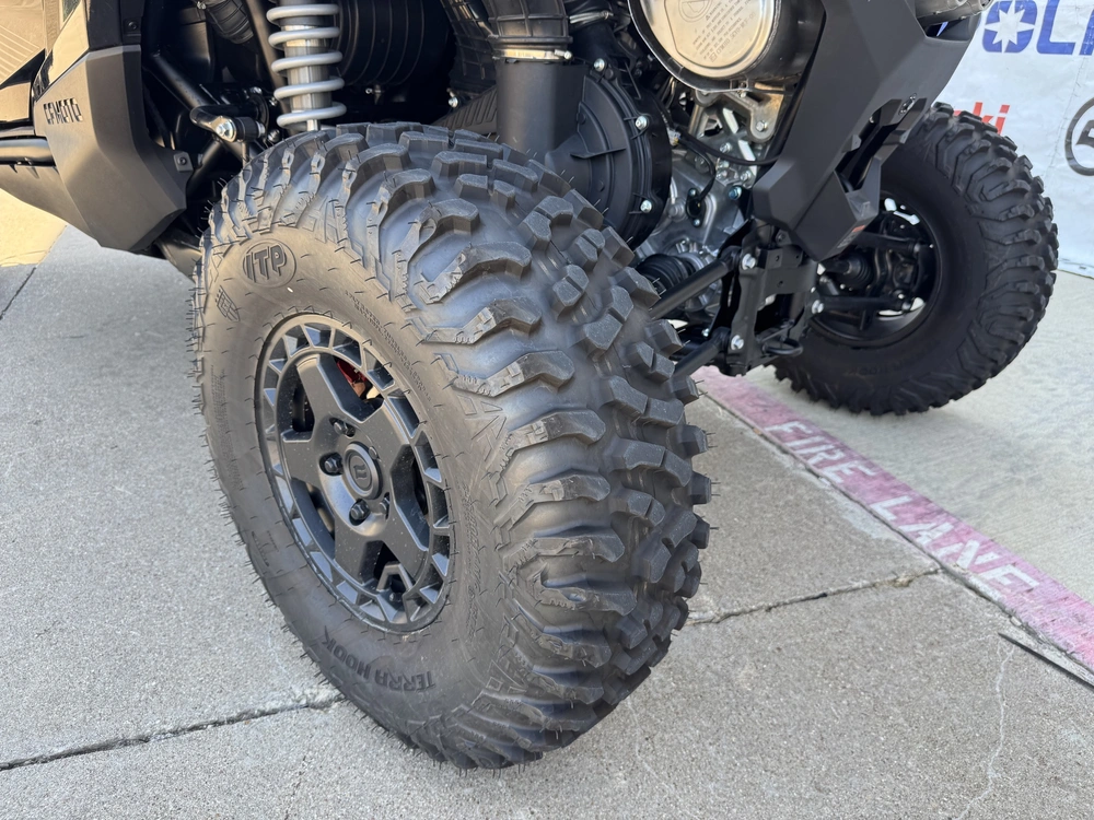 2026 Cfmoto Zforce Z10 alt